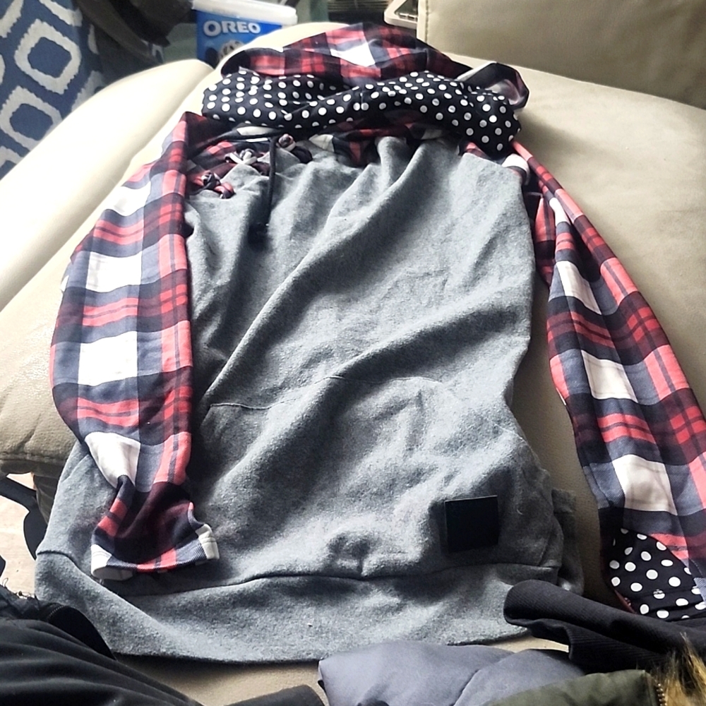 7th Avenue hoodie